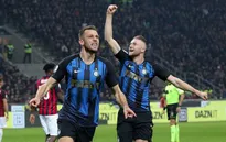 Inter giành chiến thắng trong trận Derby thành phố Milan