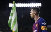 CĐV Real Betis tán thưởng Messi "phi thường" sau cú hat-trick "siêu phàm"