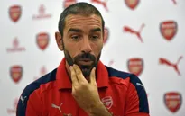 Huyền thoại Arsenal nhận định về điều không tưởng cho người hâm mộ