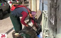 Tuyệt vọng vì khủng hoảng, người dân Venezuela trốn sang Colombia