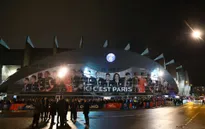 Một CĐV Man Utd bị đâm trọng thương sau chiến thắng trước PSG