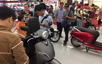Xe máy điện “lên ngôi”