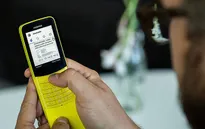 WhatsApp chính thức có mặt trên "quả chuối" Nokia 8110