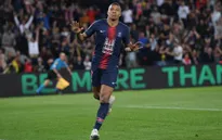 PSG tôn vinh Nhà thờ Đức Bà Paris trên áo trong ngày chính thức vô địch