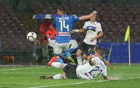 Ngôi Á quân Serie A của Napoli bị "đe dọa" sau trận thua trên sân nhà