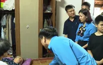 Thăm hỏi, động viên gia đình nữ lao công bị xe đâm tử vong