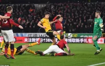 Sai lầm hàng thủ, Man Utd nhận trận thua đau trước Wolverhampton