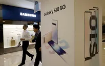 Lợi nhuận ròng của Samsung giảm gần 60%