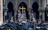 Pháp cảnh báo nguy cơ ô nhiễm chì sau vụ cháy Nhà thờ Đức bà Paris