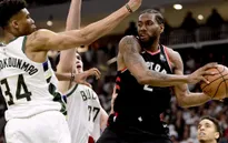 Antetokounmpo tiết lộ kế hoạch "đóng băng" Leonard trong hiệp 4