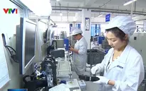 Trung Quốc và Mỹ phát tín hiệu cho thấy tăng trưởng giảm tốc