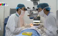 Hỗ trợ 560 triệu đồng mổ thay thể thủy tinh cho 200 người cao tuổi tại tỉnh Thái Bình