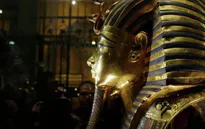 Giải mã bí ẩn thủy tinh vàng ở lăng mộ Pharaoh Tutankhamun