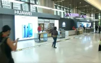 Cơn sốt săn hàng Huawei giá rẻ ở nhiều nước