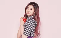 "Công chúa Nhật" Sana trải lòng sau lùm xùm Instagram tiếng Nhật