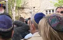 Đức cảnh báo người Do Thái không đội mũ Kippah