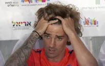 Griezmann bối rối với thương vụ Barcelona