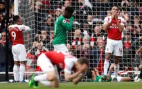 Kết quả vòng 37 Ngoại hạng Anh: Chelsea 3 - 0 Watford, Huddersfield 1-1 Man Utd, Arsenal 1-1 Brighton