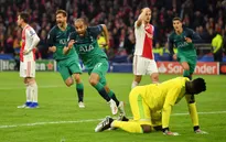 Moura lập hat-trick, Tottenham ngược dòng vào chung kết Champions League