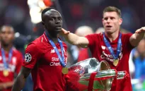 HLV Pep Guardiola bất ngờ nói điều khó tin về Liverpool