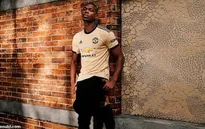 Chưa sang Real Madrid, Pogba làm mẫu chính ra mắt áo đấu cho Man Utd
