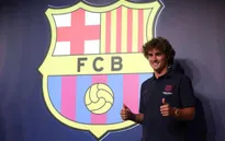 Antoine Griezmann rạng rỡ trong ngày tới Barcelona