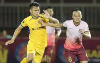 Sông Lam Nghệ An 2-2 CLB Sài Gòn: Chia điểm kịch tính với 2 quả phạt đền!