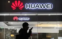 Huawei thừa nhân bị tổn thương sau lệnh cấm của Mỹ