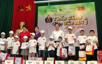 Thái Nguyên: Trao học bổng cho học sinh nghèo trước thềm năm học mới