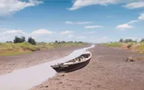 Sông Mekong "trơ đáy", ĐBSCL gồng mình chống hạn mặn