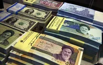 Iran điều chỉnh giá đồng nội tệ