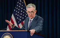 FED hạ lãi suất, chứng khoán Phố Wall đồng loạt giảm điểm
