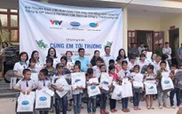Quỹ Tấm lòng Việt trao tặng 500 suất quà đến học sinh dân tộc thiểu số tỉnh Lạng Sơn