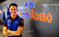 Đua xe F1: Alexander Albon thay thế Pierre Gasly tại Red Bull kể từ GP Bỉ
