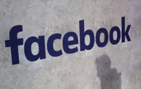 Facebook thuê nghe lén hội thoại của người dùng