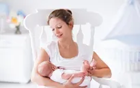 Chiến dịch kêu gọi nuôi con bằng sữa mẹ