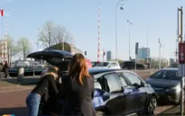 Amsterdam tham vọng trở thành "thành phố ô tô điện" vào năm 2030