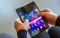 Galaxy Fold giá 50 triệu đồng cháy hàng tại Việt Nam sau 6 giờ mở bán