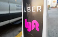 Uber và Lyft đối mặt với lệnh cấm mới từ chính quyền New York