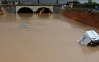Tây Ban Nha: Mưa lớn khiến sân bay và nhiều trường học phải đóng cửa
