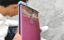 Lộ ảnh thực tế Huawei Mate 30 Pro với màn hình “thác nước”