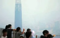 Malaysia làm mưa nhân tạo dập khói mù