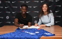 Chelsea giữ chân thành công sao trẻ bằng mức lương cao khó tin