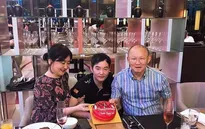 Tranh thủ ngày nghỉ, HLV Park Hang-seo tổ chức sinh nhật sớm