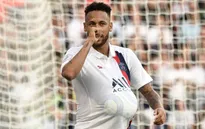 Neymar ví fan PSG với... bạn gái