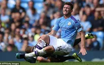 Manchester City nhận tin xấu về Aymeric Laporte