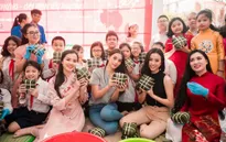 Hoa hậu Tiểu Vy, Á hậu Thuý An giản dị gói bánh chưng tặng trẻ em nghèo