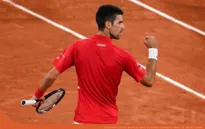 Pháp mở rộng: Thắng nghẹt thở Tsitsipas, Djokovic gặp Nadal ở trận chung kết trong mơ!
