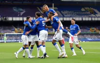 Kết quả Everton 2–2 Liverpool: Chia điểm kịch tính, Everton vẫn tạm giữ ngôi đầu Ngoại hạng Anh