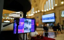 Camera thông minh hỗ trợ phòng dịch COVID-19 tại cửa hàng